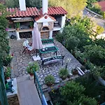 Dimitra's Cozy