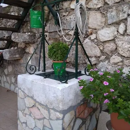 Dimitra's Cozy Appartement Dilináta