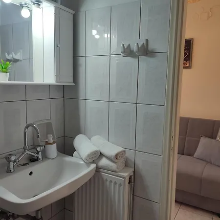 Dimitra's Cozy Apartman