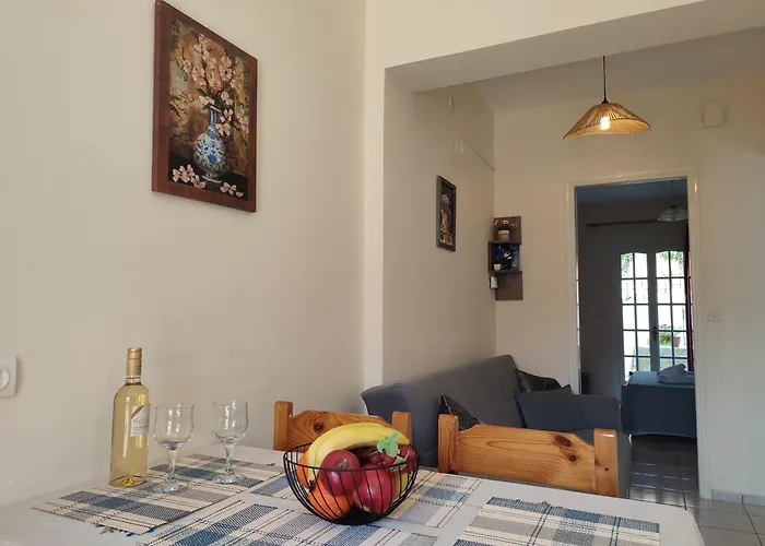 Dimitra's Cozy 公寓 *